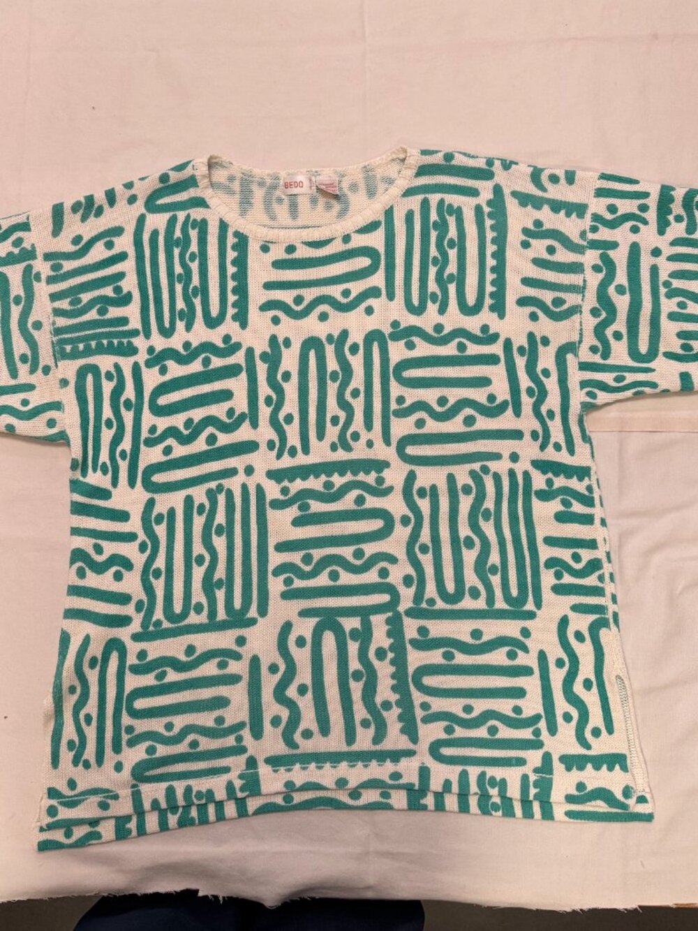 80's BEDO graphic short sleeved top